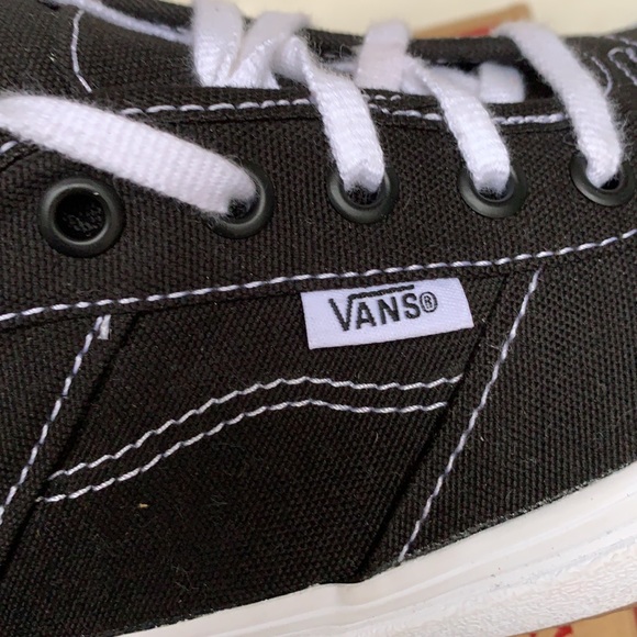 VANS EVADER STAPLE BLACK/TRUE WHITE WMNS - Picture 14 of 16